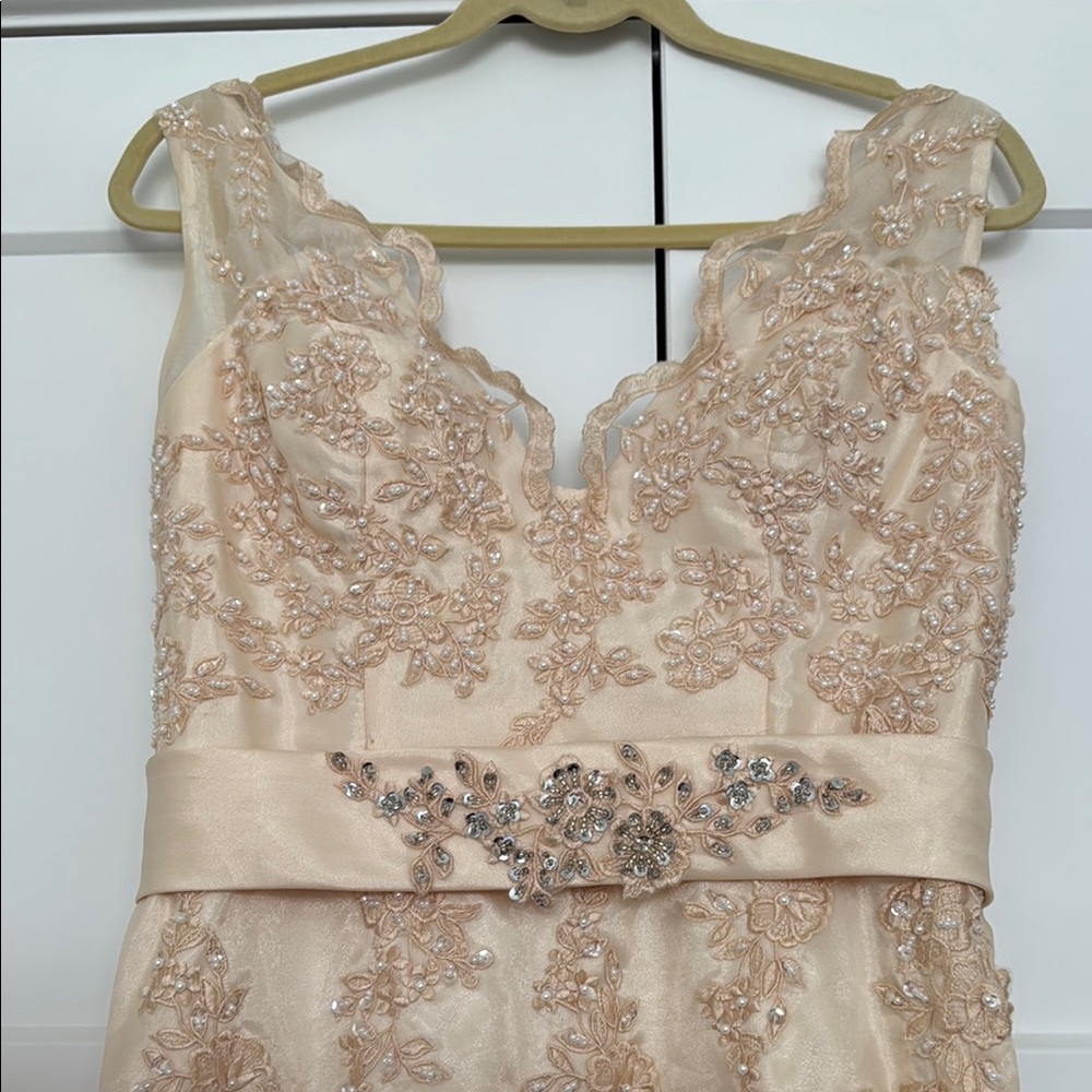 Gold Ruffled Sweetheart Wedding Gown - Picture 3 of 9
